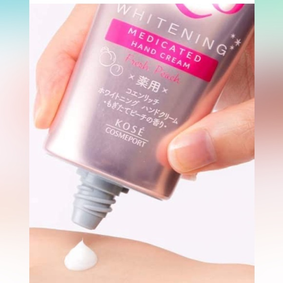 Coenrich Q10 medicated whitening hand cream - Peach ๐ - Picture 3 of 9